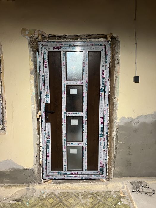 Vindem geamuri si usi termopan, balcoane pe comanda, reparatii