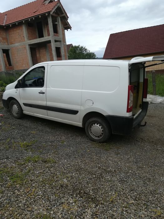 Transport marfa cu dubita