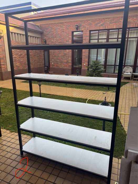 Продам стеллажи для магазина.