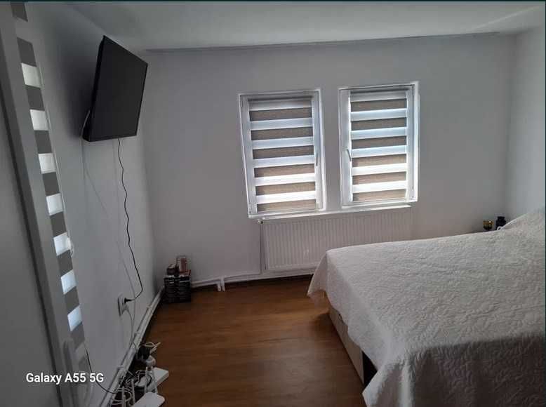 Vând casă cu livada în Câmpulung Muscel 3 camere și teren 1320 mp