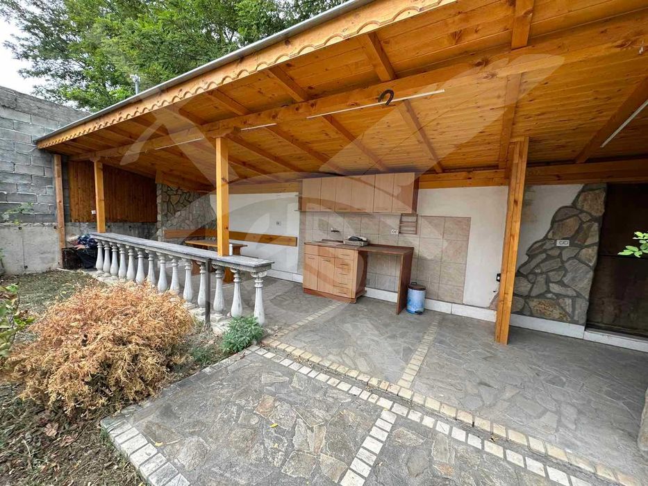 Продава се Промишлена сграда в Стамболийски - 1360 кв.м за 129 €/кв.м - Снимка #12