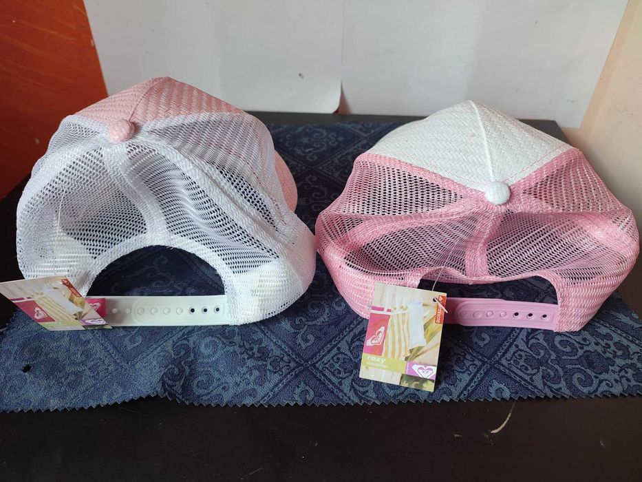 Розова шапка с козирка Roxy Quiksilver - 2 вида