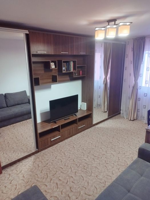 Vând apartament cu 2 camere