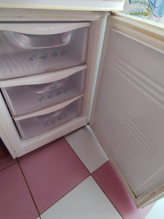 Продам холодильник Самсунг