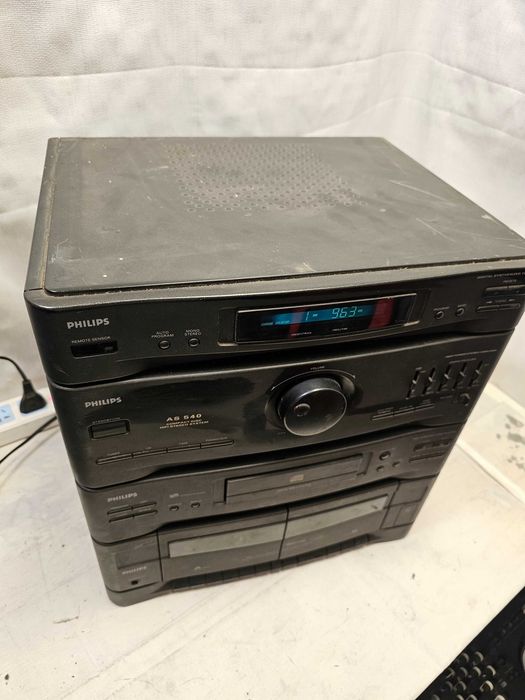 Combina Philips AS 540 2x40W Cd defect, tuneri si aux funcitonale.