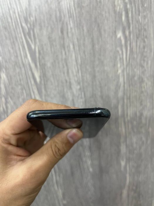 Iphone 11 pro sotiladi