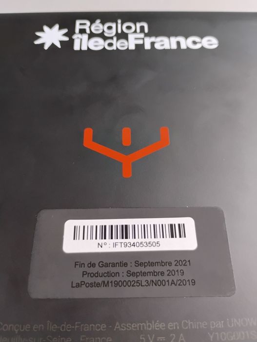 Таблет Y10G001s4m 32GB