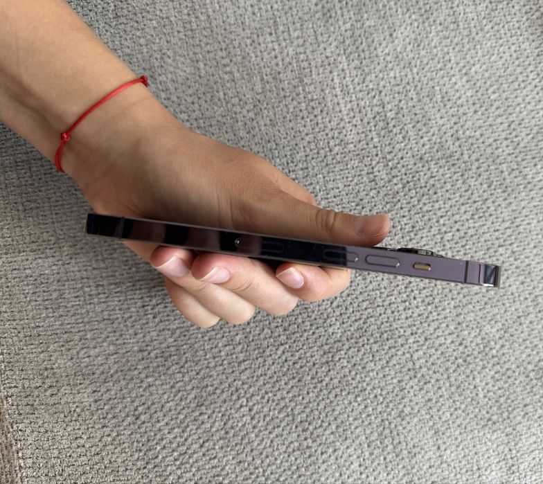 Iphone 14 pro deep purple
