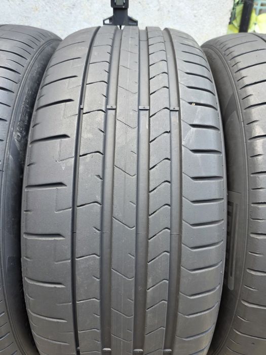 Vand patru anvelope de vara pirelli p zero 245 45 20/ 275 40 20 dot 1921