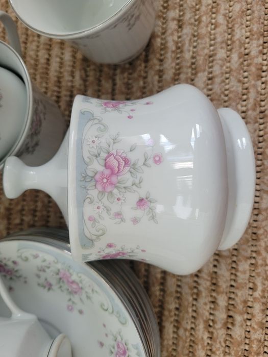 Сервиз посуда кружки