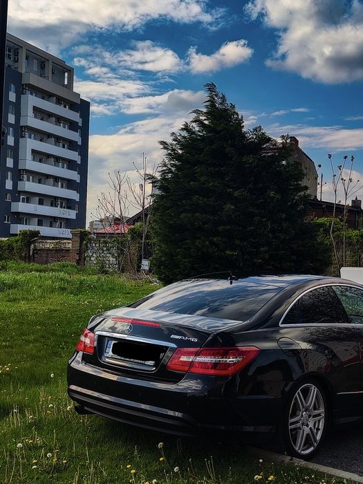 MERCEDES-BENZ E-Class 2010 — imagine 3