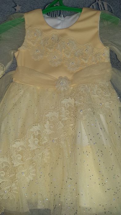 Детское нарядное платье