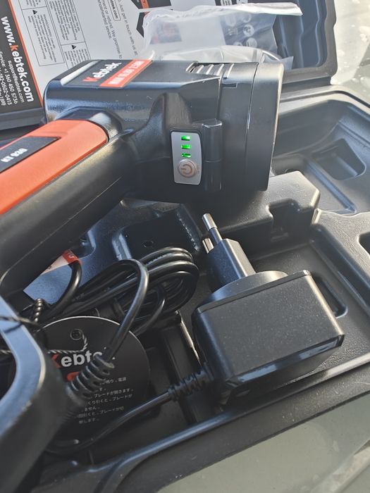 Foarfeca pe acumulator pentru vie,pomi-kebtek kt 930 ,,nou