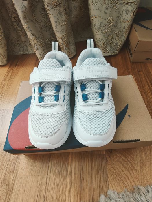 Adidas, papuci champions, zara, next nike mărimea 30