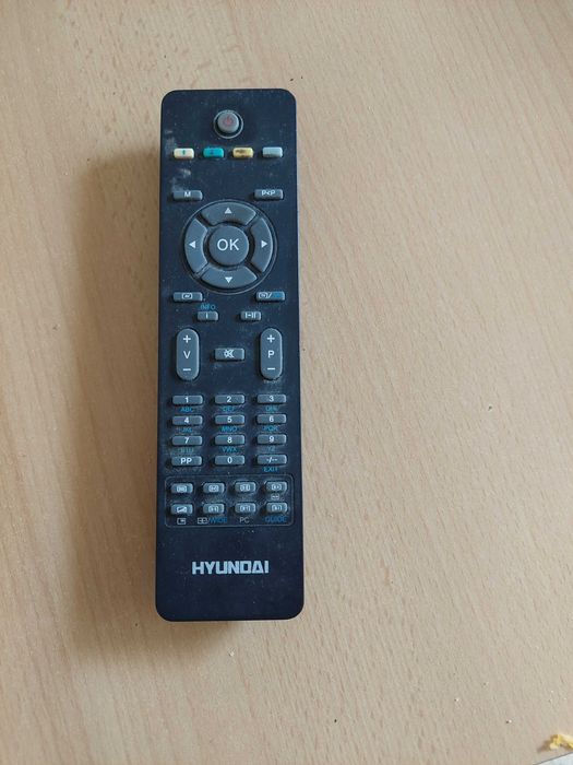 Телевизор HYUNDAI 26". Не е смарт!