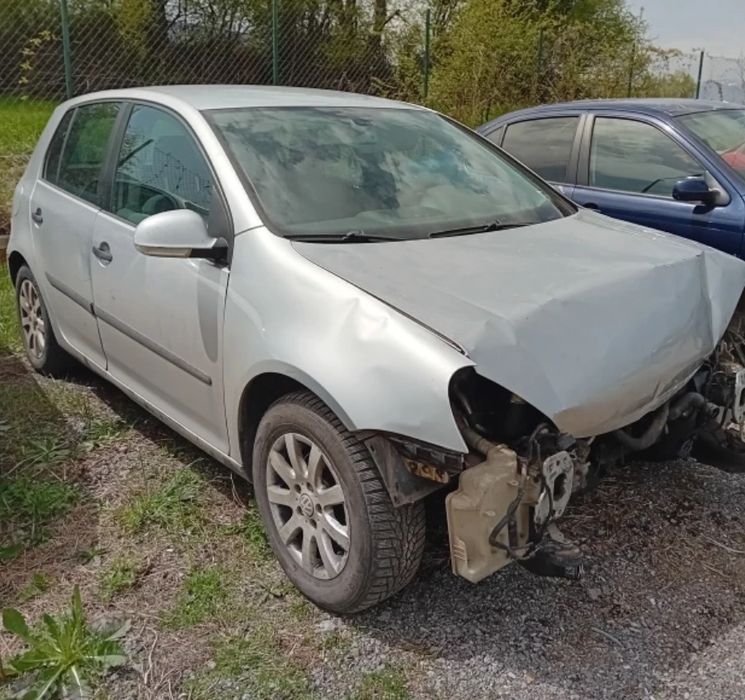 VW Golf 5 1.9tdi BKC Голф 5 на части