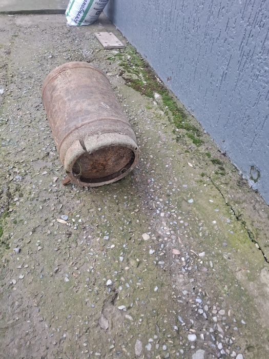 Бачок отопления.  Газ балоннан істеген.