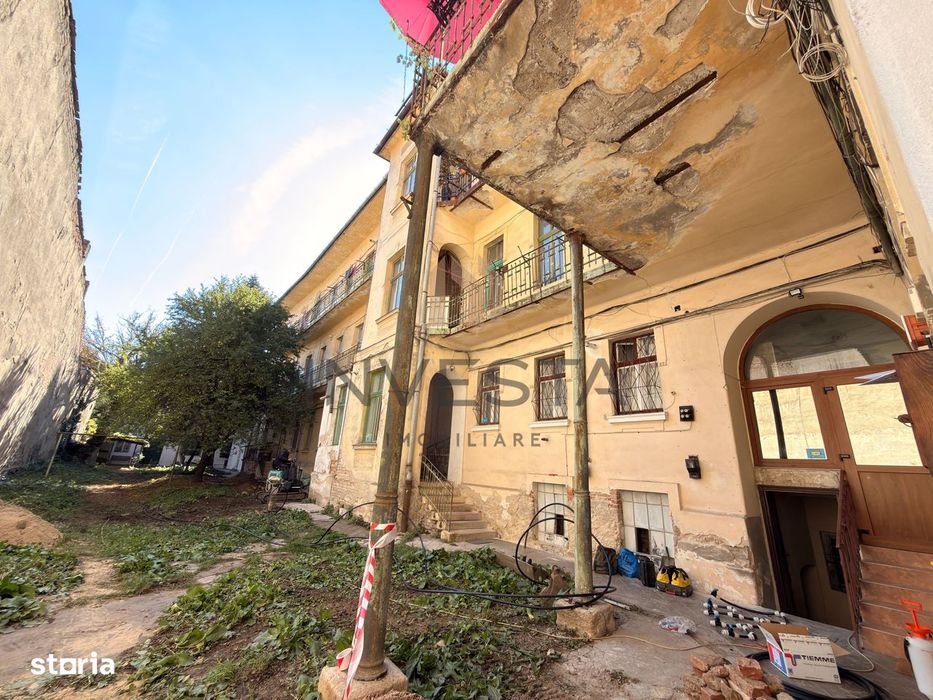 Apartament 2 camere + Demisol, zona Ultracentral pe strada Eroilor!