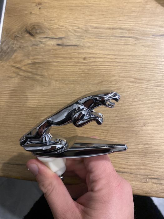 Statueta Logo Emblema Semn Pentru Capota Jaguar