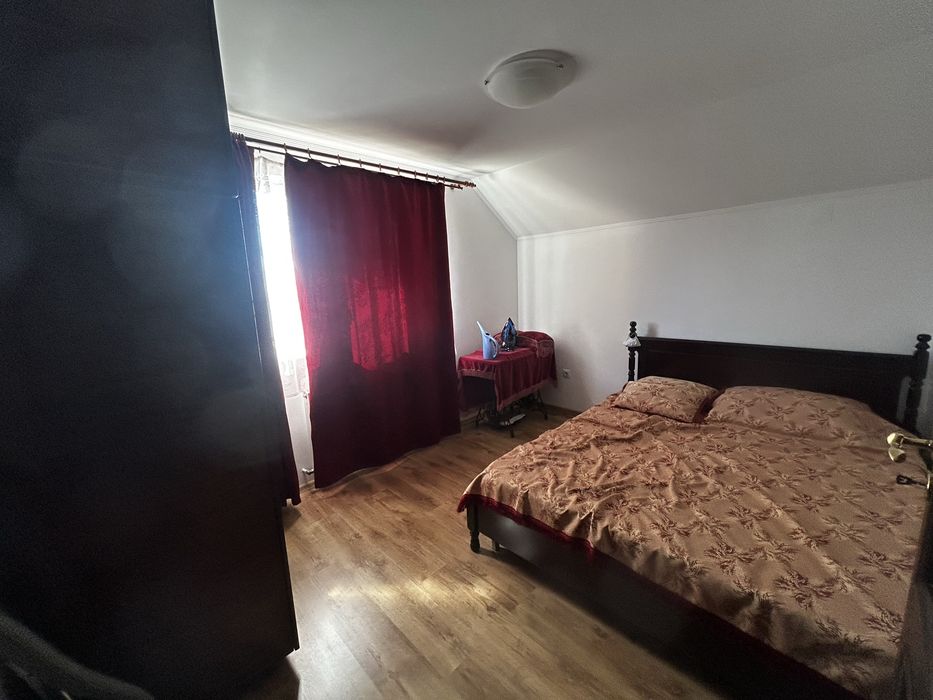 Vand casa in Cartierul Tineretului Oradea