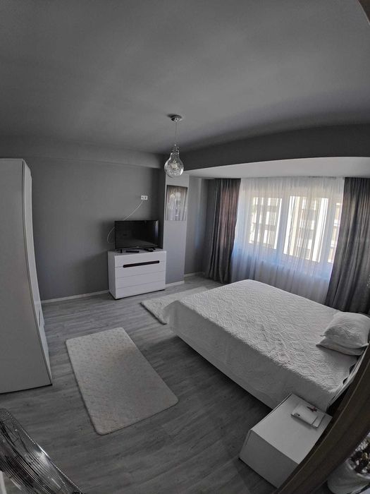 Închiriez apartament 3 camere, DECOMANDAT, 80 mp – Ultracentral, Câmpulung Moldovenesc