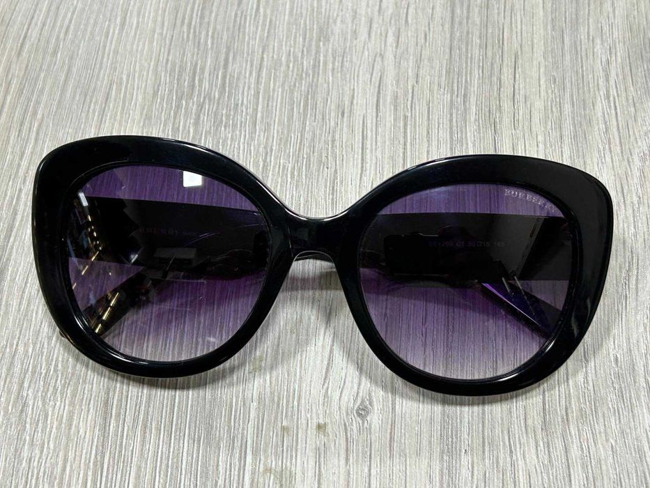 Burberry BE4259 Sunglasses