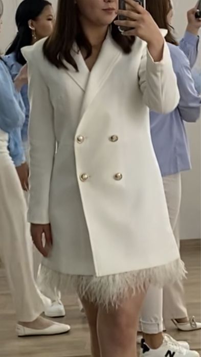 Красивое пиджак-платье