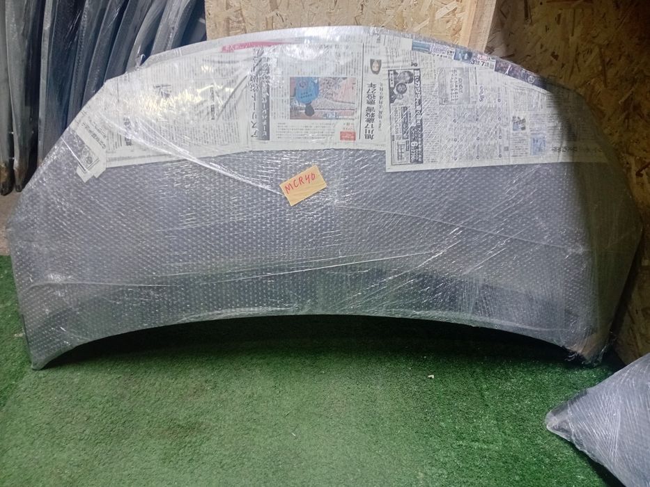 Капот Toyota Estima 40 кузов