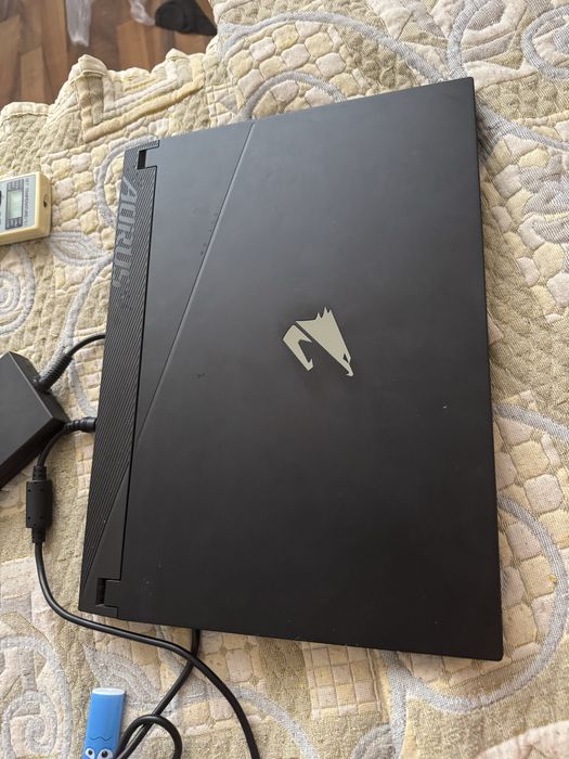 Ноутбук Gigabyre Aorus 15