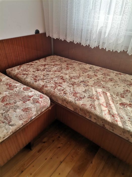 Подарявам ъглови дивани с ракла