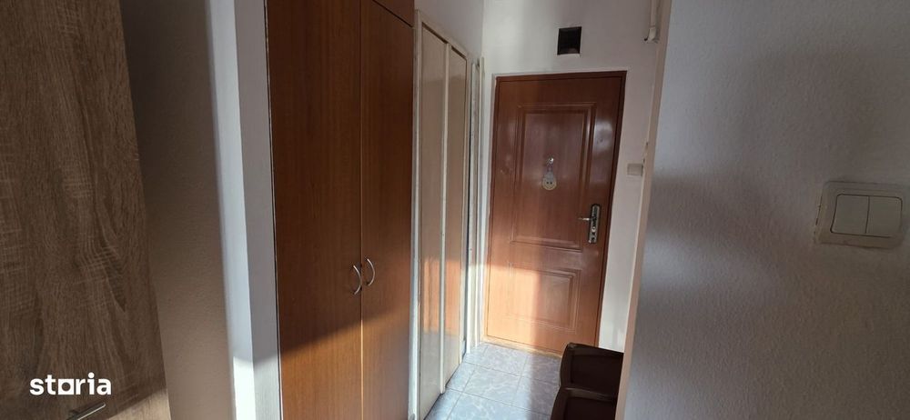 Garsoniera, mobilata si utilata, 27.27 mp., zona Materna