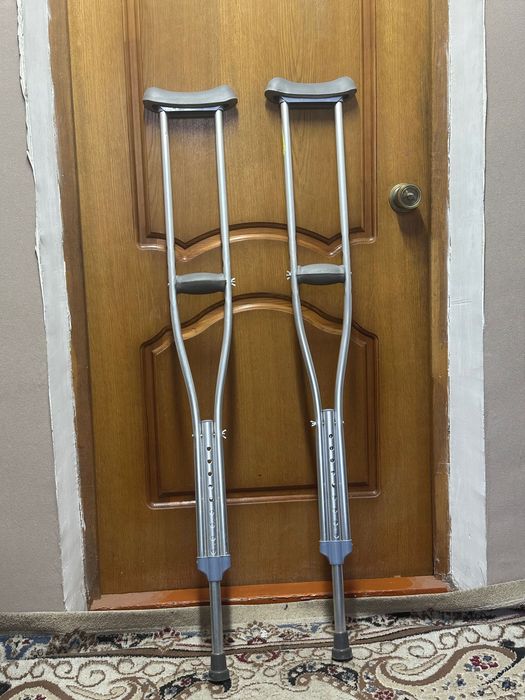 Костыли подмышечные алюминиевые