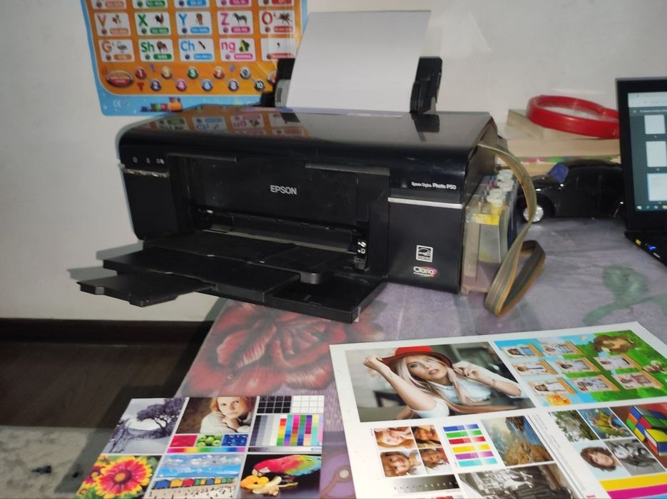 Epson yangi P P50 dyuzi 100% atigi 1677ta chiqargan 6 ta rangli printn