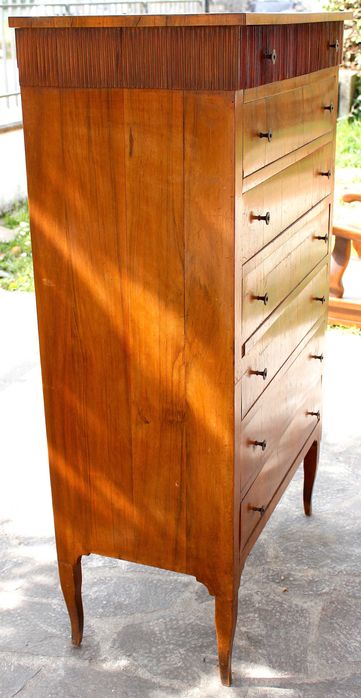 Стариннен скрин от Верона Италия 1960 г. стил Империо фурнирован орех