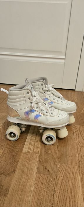 Role cu 4 roți Decathlon