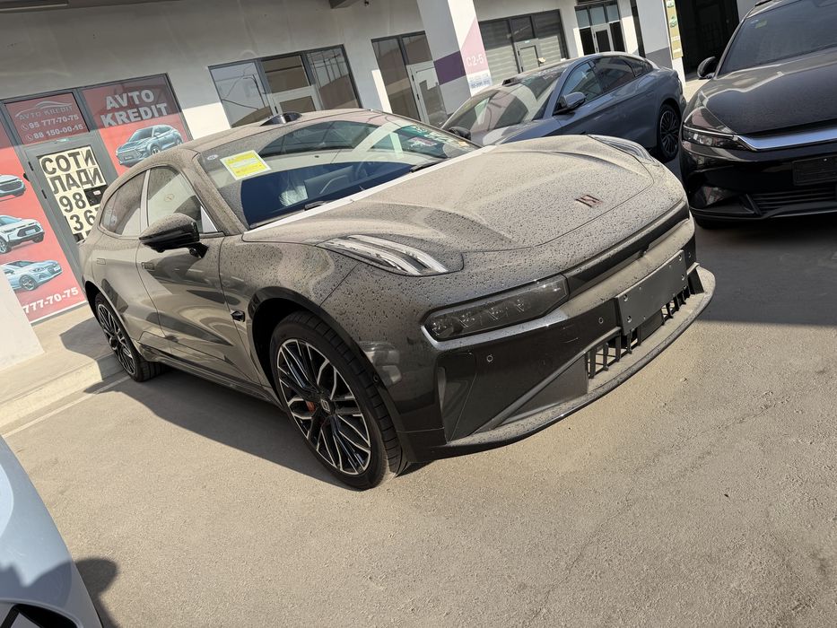 ZEEKR 001 yu z-Sport 2025 yil