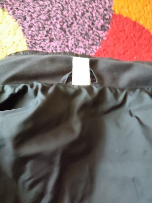 Vând geacă subțire Quechua