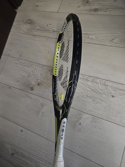 Rara Yonex Ezone Ai 100 Stare foarte buna