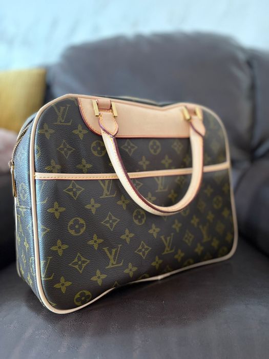 Geanta  Louis Vuitton