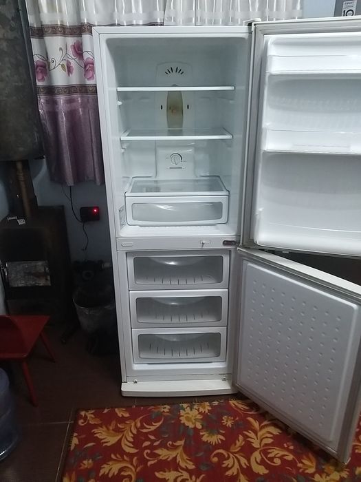 Для кухни Холодильник LG