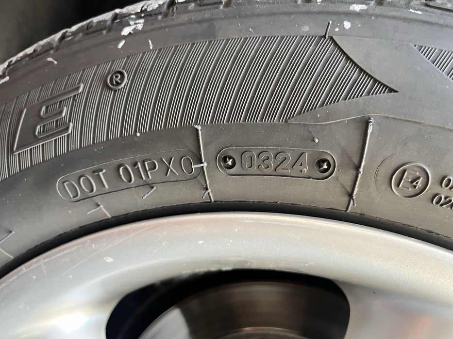 Шины коплект с дисками R15 195/60