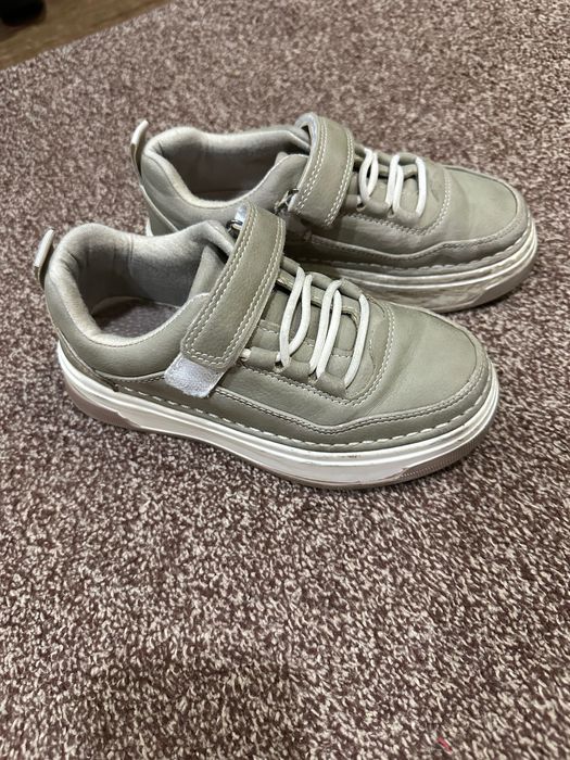 Кроссовки на мальчика