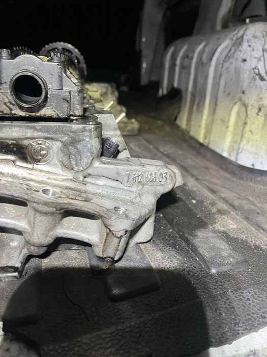 Глава мини кънтриман 2.0д 143 коня ( glava mini countryman 2.0d 143 )