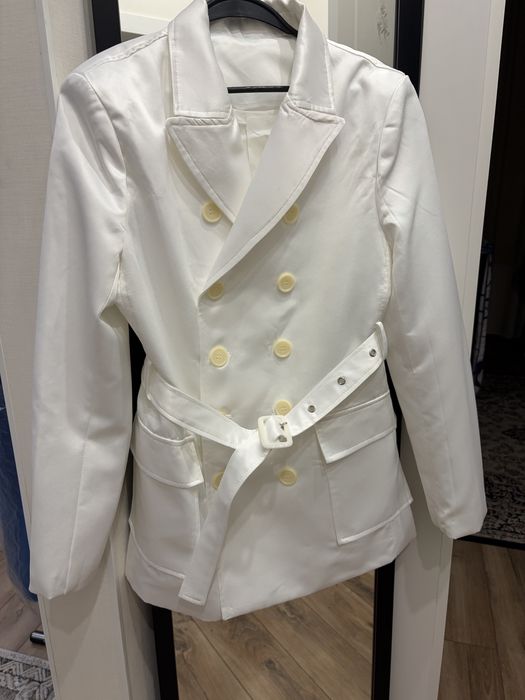 Новый пиджак атлас