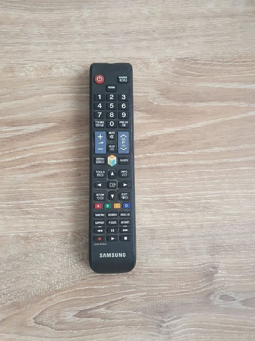 Телевизор Samsung UE26D4003BW