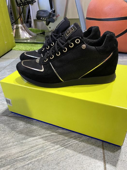 Оригинални обувки Versace jeans