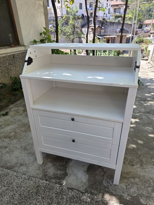 Скрин с маса за повиване SUNDVIK IKEA