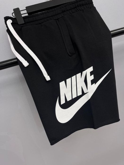 Pantaloni scurți Nike