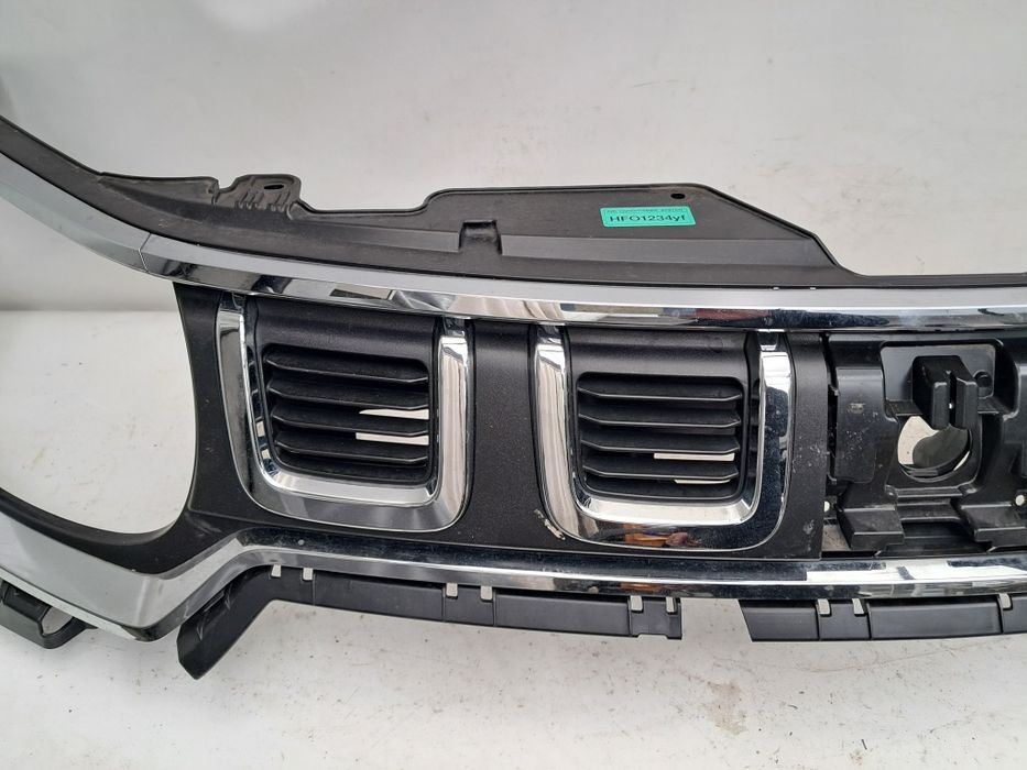 Грил решетка Suzuki Ignis  Feislift