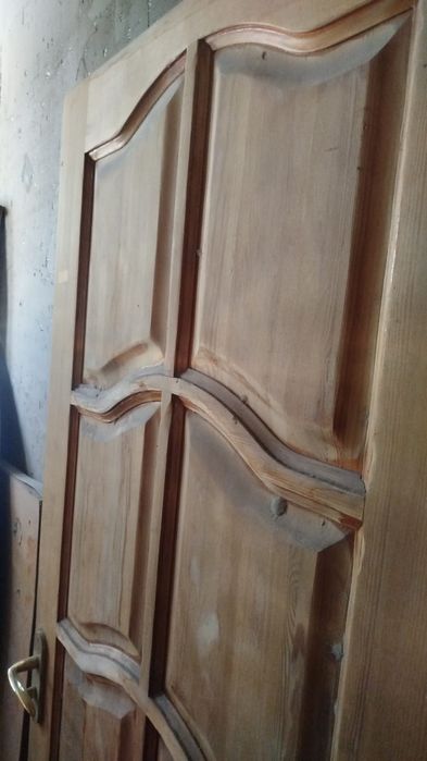 Двери для дома БУ